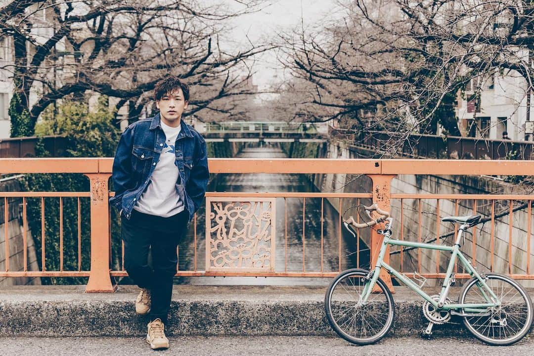 斎藤洸のインスタグラム：「SNARECOVER ライブを一挙に3公演発表！！ ※ストーリーズにリンクあります🎫  7/3は久々の札幌、7/7は七夕企画でセットリストはリクエストから選曲、7/30はもう何年ぶりになるだろう…バンドセット……？ って感じで、色々面白い事やっていきます！！ とにかくSNARECOVERを生で観てもらい聴いてもらえれば、特別な気持ちになってもらえると思う。会場でお待ちしてます！！！  2023.7.3（月） 札幌　MUSICA HALL　CAFE　　 Welcome to my Garden North Story Vol2　　　   2023.7.7（金） 下北沢　風知空知　　　　 Welcome to my Garden　Vol5　七夕スペシャル　「あなたの選んだベストセットリスト」　  2023.7.30（日） 二子玉川　　GemuniTheatre　Welcome to may Garden Vol5.5　「初のバンドセット登場か！？」　  photo @lisakozai  hairmake @erena_hm」