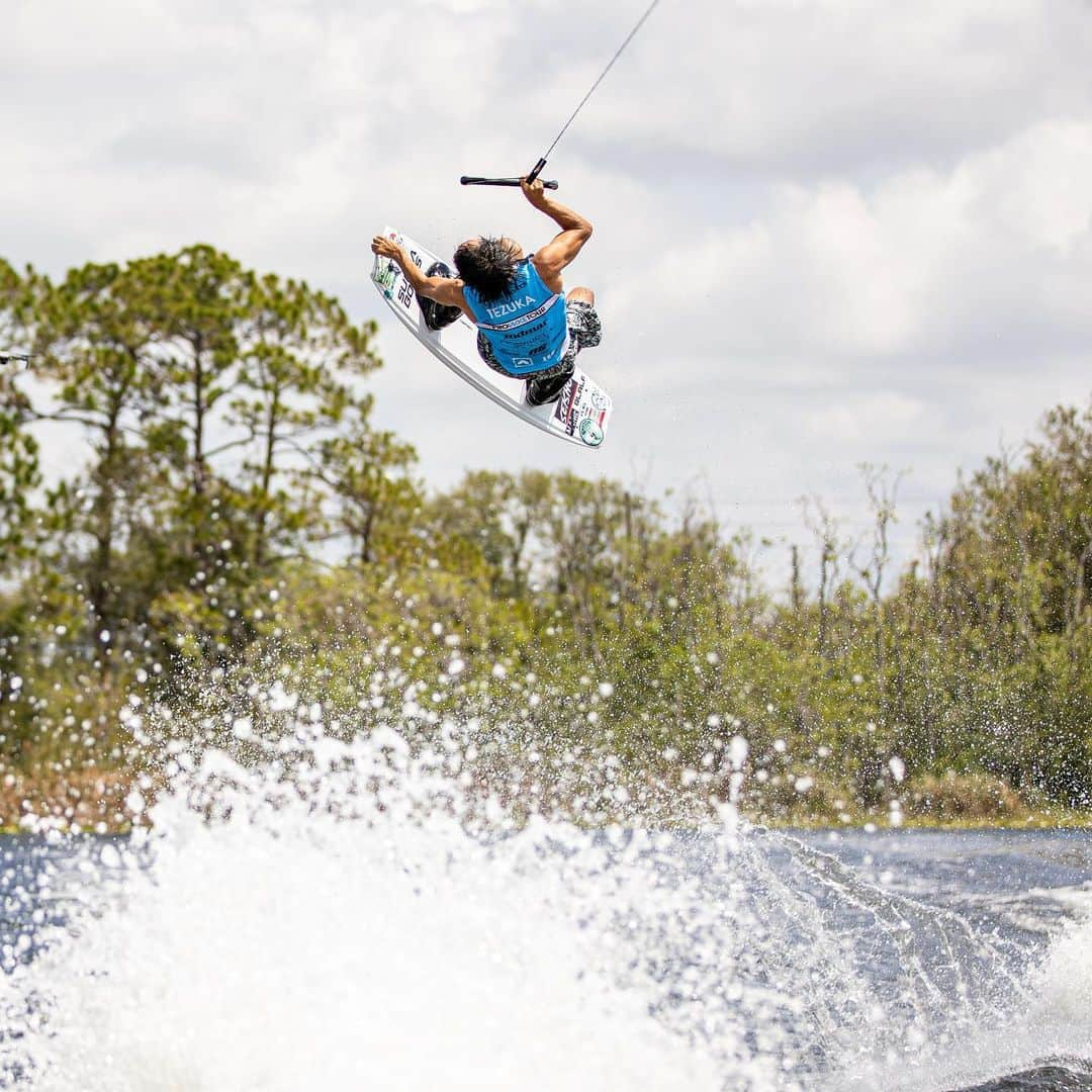 手塚翔太さんのインスタグラム写真 - (手塚翔太Instagram)「Finished 6th at first stop of @supra_boats @prowakeboardtourofficial 🔥 Didn’t rode great at finals but still had lots of fun and looking forward another great season😎🤘🏻 Thanks to everyone who supported🙏🏻  📷: @jeffshotthat」5月22日 21時18分 - shotatezuka