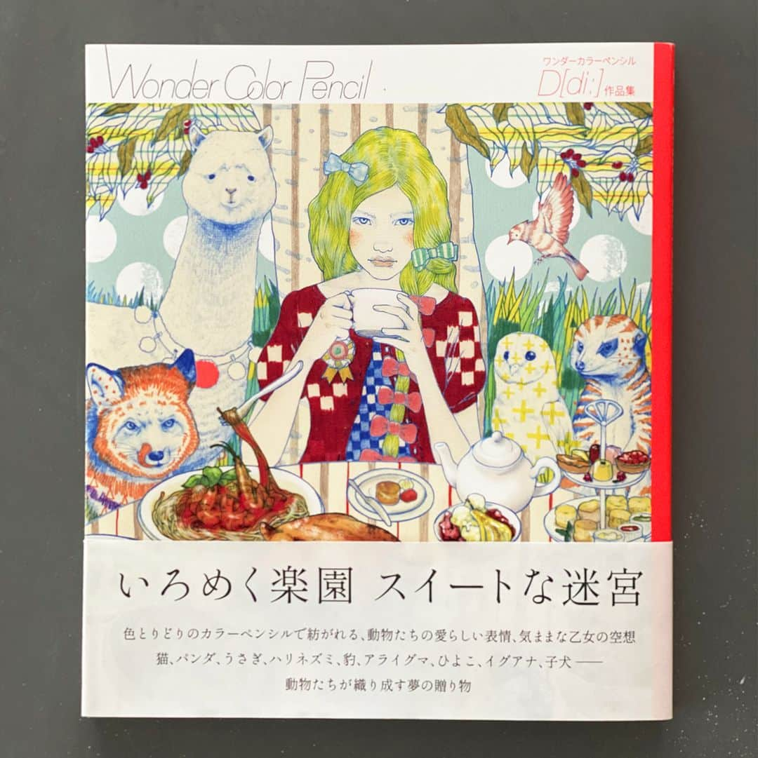 D[di:]さんのインスタグラム写真 - (D[di:]Instagram)「本日の、D[di:]ショップ／ドアーズコパンクラブのレコメンドシリーズ🌷  D[di:]作品集／ワンダーカラーペンシル D[di:]が10年以上描きためた色鉛筆でのアートワークをまとめた、集大成となる動物と乙女たちのグランドトータル・ブックになります 品薄になっていましたが、追加入荷いたしました  ★当店では、ノベルティとしてD[di:]デザインの便箋アソート３枚セットをおつけします ★サインをお入れすることも可能です （宛名あり、なしも選べます。宛名をいれたい場合は、ご注文時の備考欄に入れたいお名前をご記入ください。）  ●ダブルカバー（カバー裏はポスターにもなります）、特殊なビビッドカラー印刷、巻末にはぬりえの付録付き  色鉛筆で動物や女性を描く作品を中心に収録した、作家・イラストレーターD[di]:の自選作品集。 雑誌「季刊エス」での連載作品30点をはじめ、個展で発表した作品、「LUMINE MEETS ART」など商業施設で展開したイラストレーション、書籍の挿画まで、色鉛筆を使って描いた鮮やかで美しい作品をご覧いただけます。  出版社 ‏ : ‎ 復刊ドットコム 発売日 ‏ : ‎ 2019/10/24 言語 ‏ : ‎ 日本語 単行本（ソフトカバー） ‏ : ‎ 128ページ 税込 ¥2,750  #wondercolorpencil #作品集 #doorscopainclub #色鉛筆画　#illustration #girlsillustration #animalillustration #colorpencil #doublecover #¥8800以上で送料無料」5月22日 21時10分 - deeth