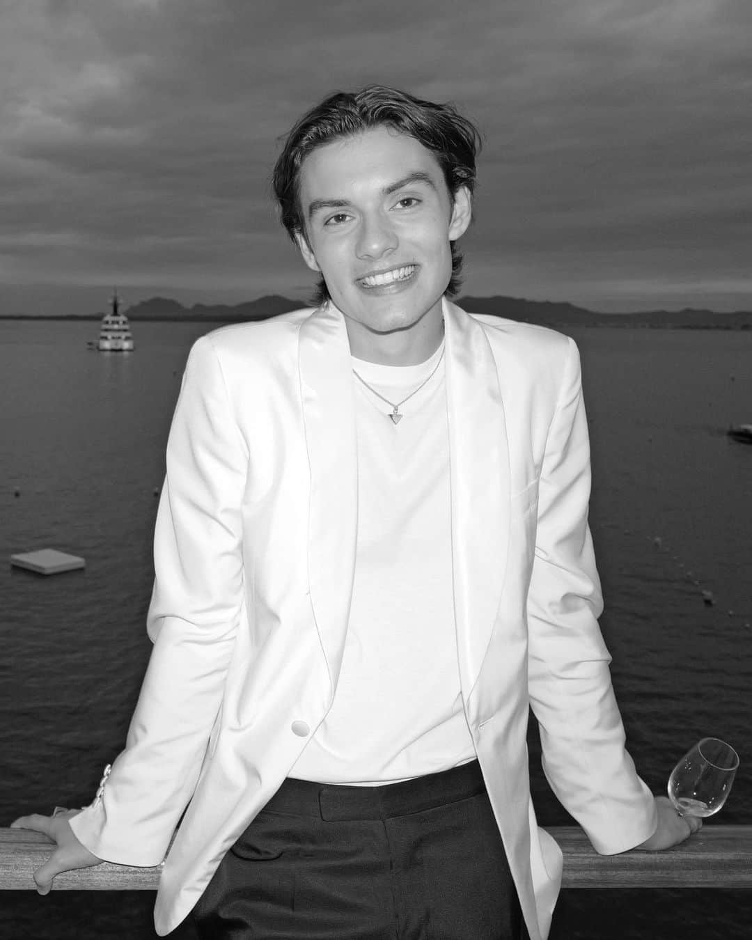 プラダさんのインスタグラム写真 - (プラダInstagram)「Prada and Vanity Fair hosted a star-studded night to celebrate those attending and showing at this year’s Festival de Cannes, one of film’s most prestigious and dazzling occasions.   #VFxPrada #Prada #Cannes2023 @vanityfair Photo by @gregwilliamsphotography」5月22日 21時13分 - prada