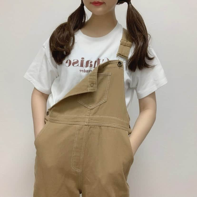 みさねしふくさんのインスタグラム写真 - (みさねしふくInstagram)「ロゴTシャツで春夏コーデまとめ🎐ㅤ 参考になったら保存すると後から見やすいよ👉🏻👉🏻ㅤ ㅤ ロゴTってかわいいからいっぱい集めちゃうんだよね🫢ㅤ ㅤ ちっちゃいロゴもいいけどインパクトあるやつも綺麗めなコーデの外しとかで使えておすすめだよ🫶🏻ㅤ ㅤ ㅤ ㅤ  #tシャツコーデ #リュック女子 #コーデ #プチプラコーデ #プチプラ #古着コーデ #古着女子 #古着mix #フルジョ #カジュアルコーデ #おしゃれ #春コーデ #春服コーデ #春服 #韓国ファッション #ゆるコーデ #オーバーサイズ #着回し #着回しコーデ #きょコ #今日のコーデ #ファッション #gu #guコーデ #guコーデ部 #ジーユー #ファッションコーデ #ボーイッシュコーデ」5月22日 21時27分 - misaneshifuku