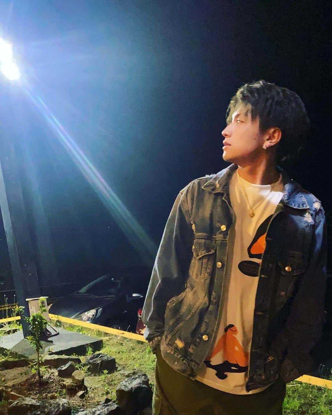 のインスタグラム：「. さて、何を書こうかな。。。 書くことない。  #04#avex#avexartistacademy」