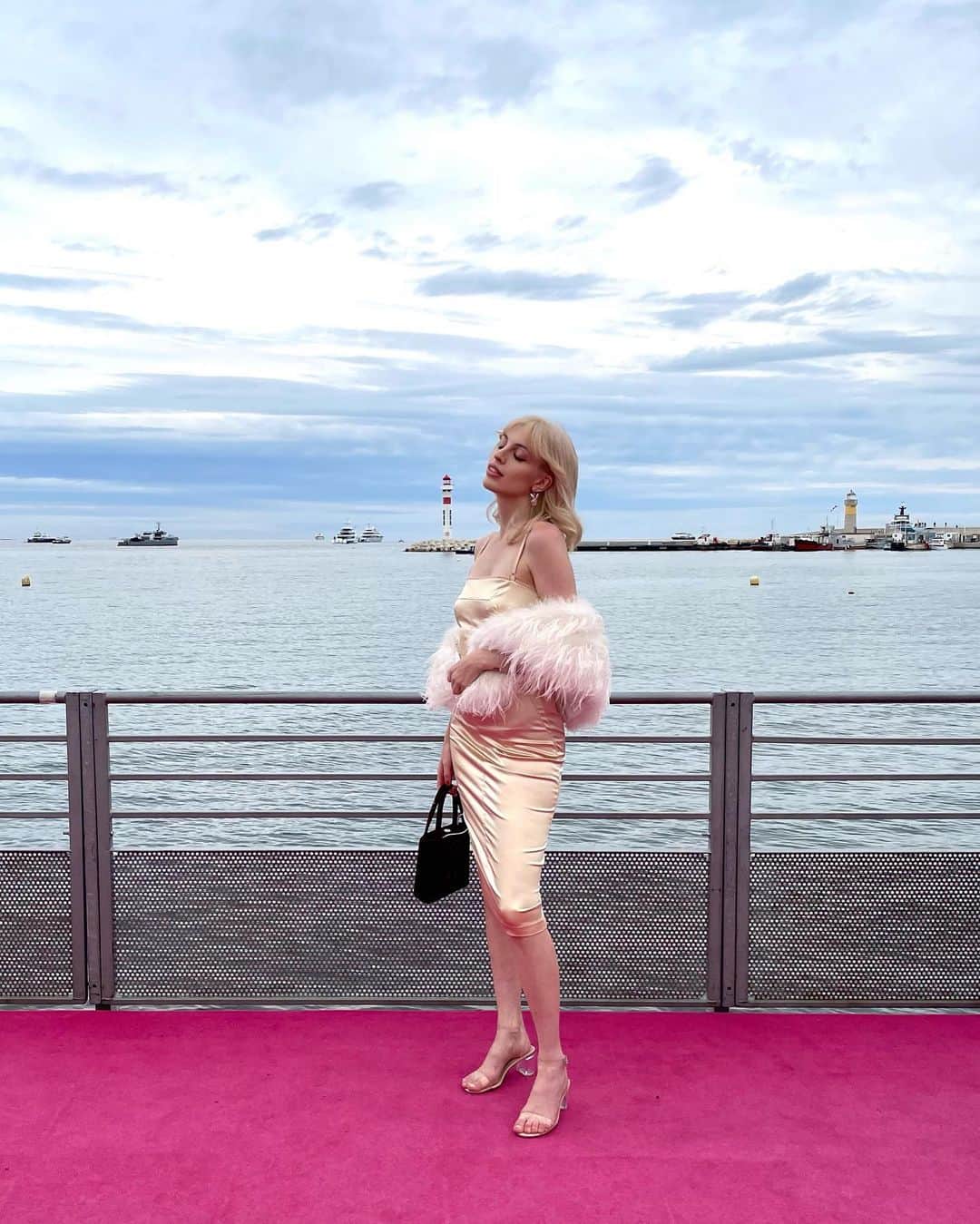 リアンヌさんのインスタグラム写真 - (リアンヌInstagram)「Cannes Film Festival 2023 ✅✨☺️💕」5月22日 21時38分 - cream_with_a_k