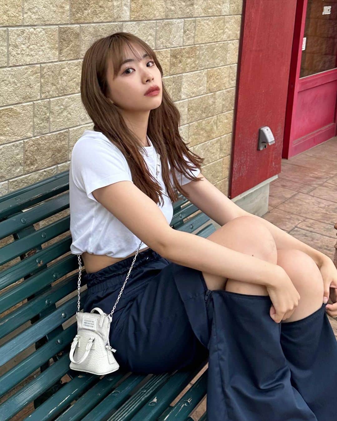 麻生果恩のインスタグラム：「LOOK BOOK見てくれましたか？♡  みんなどのコーデが好きだったか 教えて欲しいな〜✍️💜」