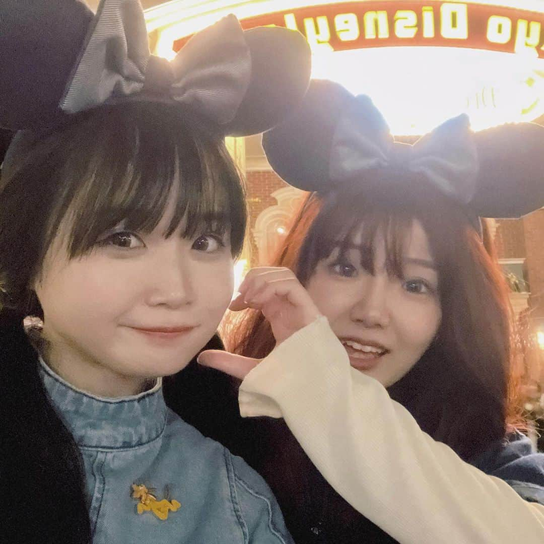 パ@小豆さんのインスタグラム写真 - (パ@小豆Instagram)「⁡ 🏰🎈🎢🎠🧚🏻‍♀️ ⁡ ⁡ えてろとデニムコーデで行ってきた~♡ 期間限定のチュロスめちゃくちゃ美味しかった…普段はシナモンしか食べないけどリピしたい🥹！！なんとかブリュレ味…(曖昧) ⁡」5月22日 21時57分 - pkpk_azs