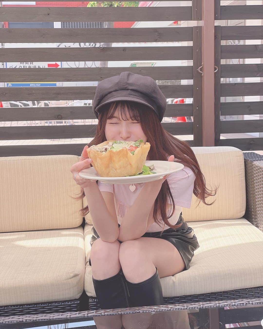 彩川ひなのさんのインスタグラム写真 - (彩川ひなのInstagram)「#とある日 の#テラスランチ ❤︎*°  #お天気良すぎて #ぽかぽか 通りこして#あちち でした☀️ ほんっとこの季節は#テラス 大好きすぎてどこかしらの#テラス席 に出没してるよう( ◜ω◝ )！  #トスターダ らぶ🫶🏻  #urthcaffe #代官山カフェ   #彩川ひなの #japanesegirl #自拍 #模特 #粉我 #swag #动漫 #扎心了#맞팔 #东京 #몸스타그램 #เซ็กซี่ #น่ารัก #น่ารักจัง #photooftheday #followme #instagood」5月22日 21時58分 - hinano_ayakawa