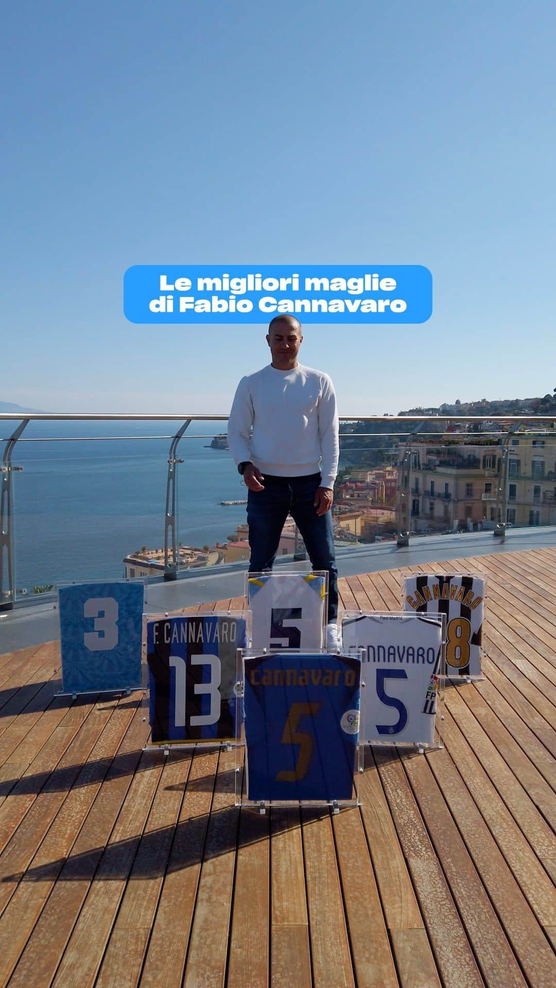 ファビオ・カンナヴァーロのインスタグラム：「La magia del Capitano e delle sue incredibili maglie ✨🏆  #ACassDiFabio #FabioCannavaro #Capitano #Napoli #Parma #Nazionale #Italia #Inter #Juventus #RealMadrid #Cannavaro」