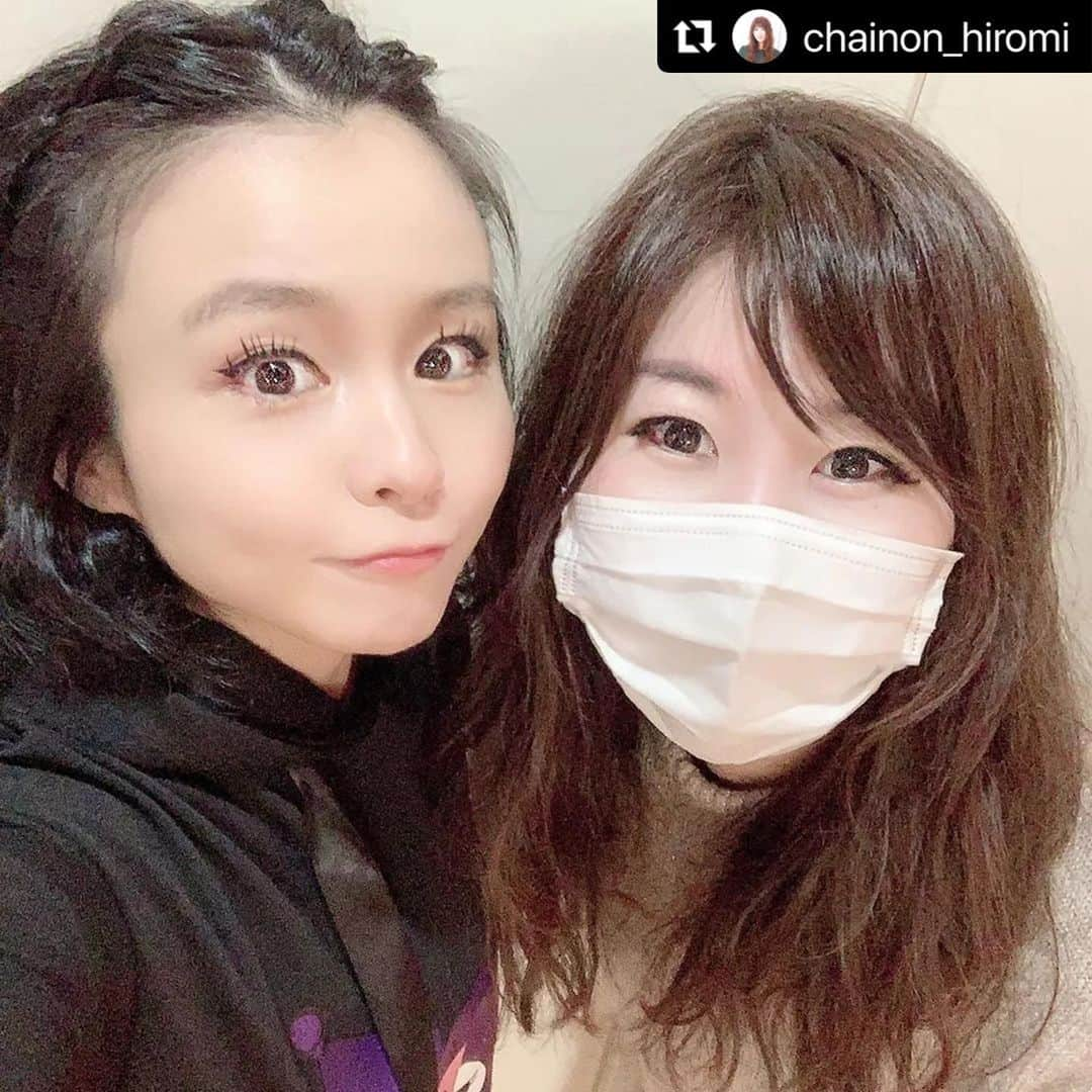 misoNosukeさんのインスタグラム写真 - (misoNosukeInstagram)「. . @ken_okada_official くんが 中学の先輩で（笑）  中学の同級生のおかげで 再会できました♡  ↓  #Repost @chainon_hiromi with @use.repost  misonoさんが 京都でラジオに出演され  ヘアメイクをさせて頂きました！ ナチュラルヘアメイクも素敵です♡  #misono#京都#ラジオ#生放送#ヘアメイク#美容#ヘアメイクアーティスト」5月22日 14時00分 - misono_koda_official