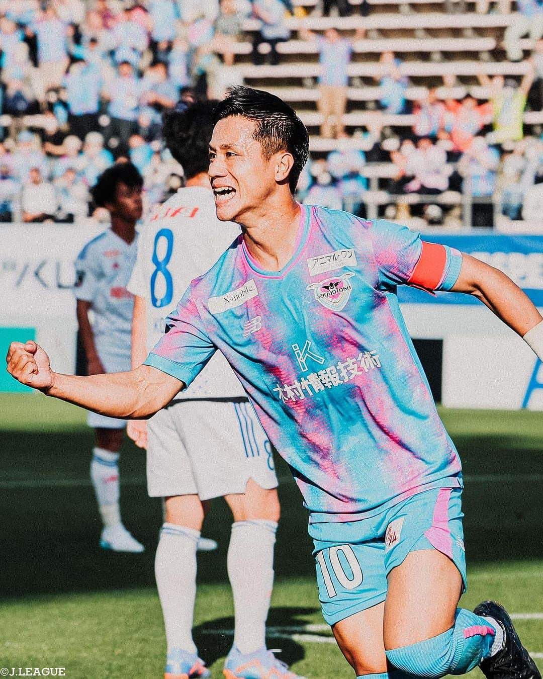 Ｊリーグさんのインスタグラム写真 - (ＪリーグInstagram)「📸𝐉.𝐋𝐄𝐀𝐆𝐔𝐄 𝐏𝐡𝐨𝐭𝐨𝐠𝐫𝐚𝐩𝐡⚽  ∼明治安田生命J１リーグ第14節∼ 今節は、どんなシーンに胸をアツくさせたでしょうか‼️ 5月はまだまだ試合が盛りだくさんです🙌  #横浜FC #山下諒也 #横浜Fマリノス #マルコスジュニオール #サガン鳥栖 #小野裕二 #北海道コンサドーレ札幌 #浅野雄也 #セレッソ大阪 #上門知樹 #名古屋グランパス #キャスパーユンカー #FC東京 #塚川孝輝  #鹿島アントラーズ #常本佳吾 #アビスパ福岡 #紺野和也 #柏レイソル #細谷真大  #Jリーグ #jleague #サッカー #soccer #football #J30」5月22日 14時04分 - jleaguejp