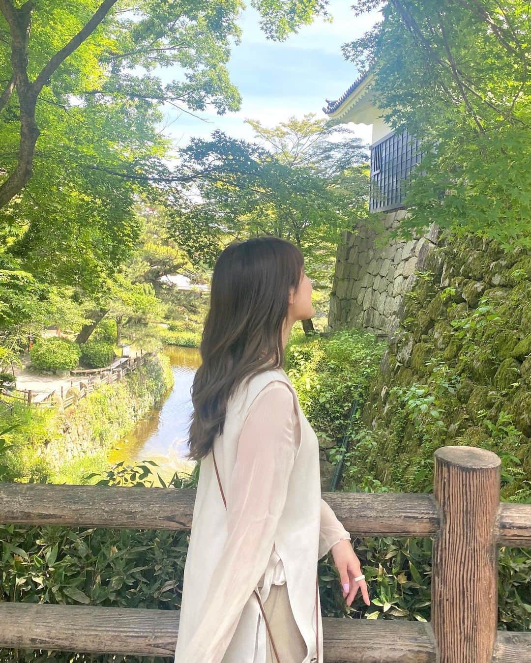 森高愛さんのインスタグラム写真 - (森高愛Instagram)「緑たくさん。 テンション上がる☺️ #岡崎公園」5月22日 14時08分 - ai_moritaka_official