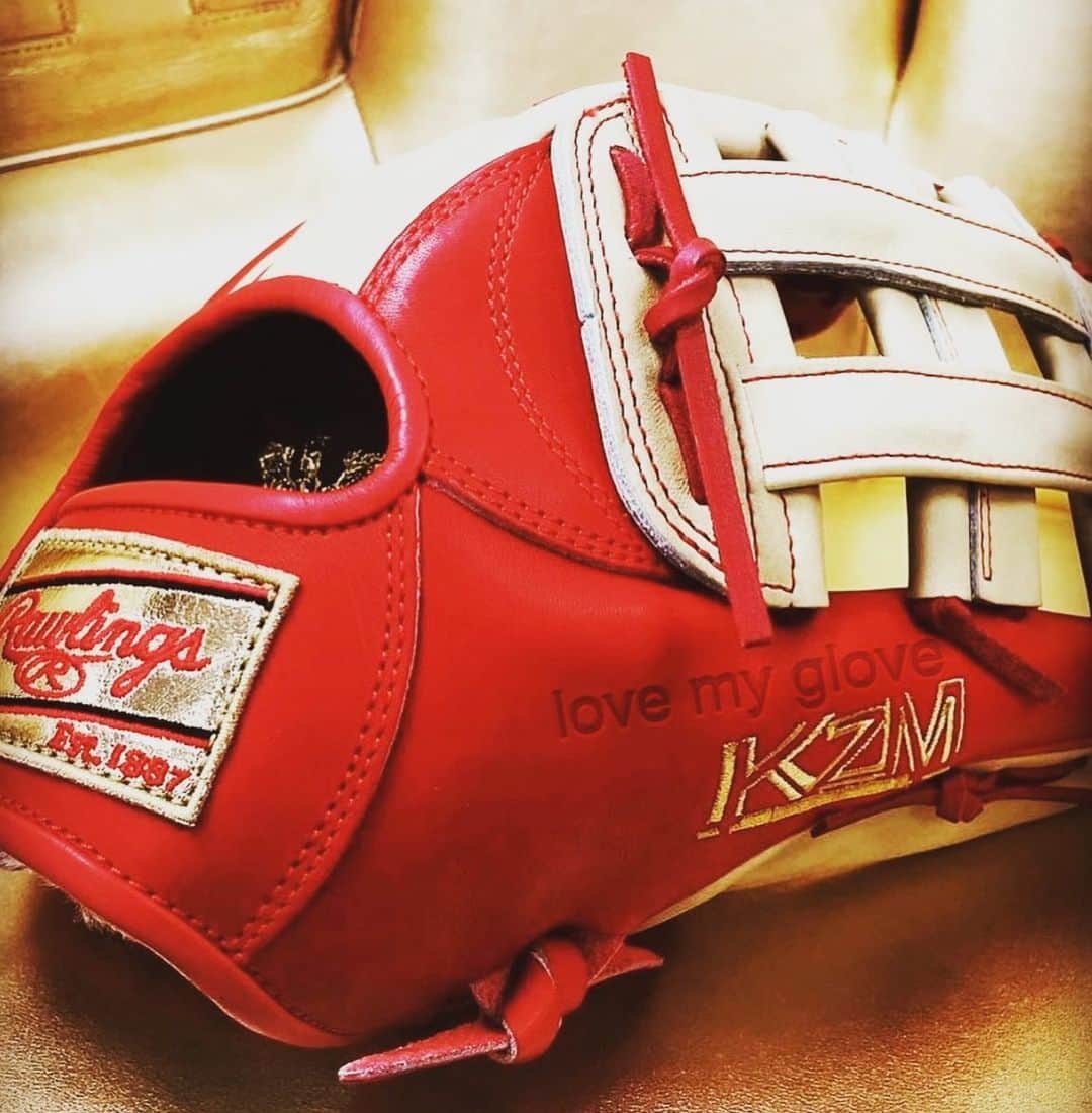 Rawlings Japanさんのインスタグラム写真 - (Rawlings JapanInstagram)「love my glove.  グラブに愛を。  #lovemyglove #ローリングス  #rawlings」5月22日 14時27分 - rawlings_japan_llc