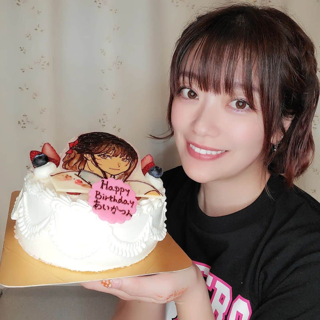 のインスタグラム：「まーるいケーキ🎂2日かけて食べきった🧡」