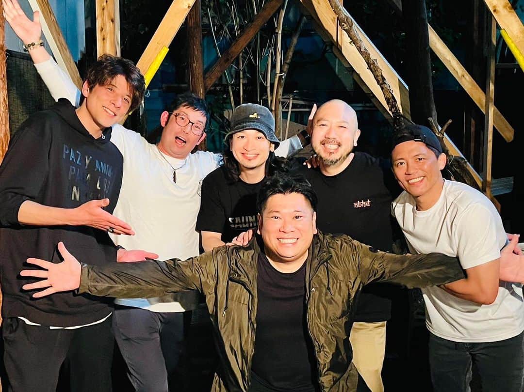 城田純のインスタグラム：「大阪でお世話になってる方のご縁で、とっても素敵な会に参加させていただきました。  初めてお会いした方々ばかりにも関わらず、楽しすぎてめちゃくちゃ笑った😂笑  素敵なご縁に心から感謝です🙏✨  ありがとうございました♪」