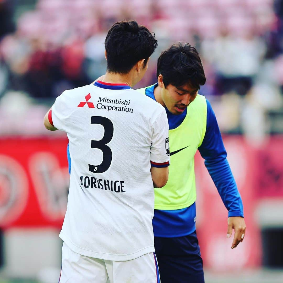 FC東京オフィシャルグッズさんのインスタグラム写真 - (FC東京オフィシャルグッズInstagram)「🔵🔴 vs #鹿島アントラーズ   2人の絆はいつまでも。  #森重真人 #昌子源 選手 @masatomorishige  @fctokyoofficial  #FC東京 #fctokyo #tokyo」5月22日 16時51分 - fctokyoofficial