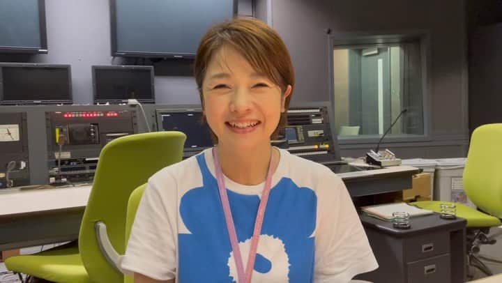 フジテレビアナウンサーのインスタグラム：「フジテレビ西山です。 テレビ新広島とのデジタル紙芝居コラボ作品 「シンデレラ」〜ガラスのくつのものがたり〜に、三宅アナと共に参加させて頂きました‼️ 我が故郷の放送局の皆さんとこのようにコラボ出来る日がいつか来ると信じて待っていた甲斐がありました。 三宅アナと私で広島弁のセリフにもチャレンジしていますので、お楽しみに🎵  配役 ナレーターA 深井瞬(テレビ新広島) ナレーターB中西敦子(テレビ新広島) ナレーターC衣笠梨代(テレビ新広島) シンデレラ　梶谷羽奈(テレビ新広島) 姉A  西山穂乃加(テレビ新広島) 姉B  木村仁美(テレビ新広島) 王様・王子様・門番他　三宅正治(フジテレビ) 乳母(魔法使い)・貴族B 西山喜久恵(フジテレビ)  #デジタル紙芝居 #シンデレラ #テレビ新広島 #三宅アナ #広島弁が凄い」