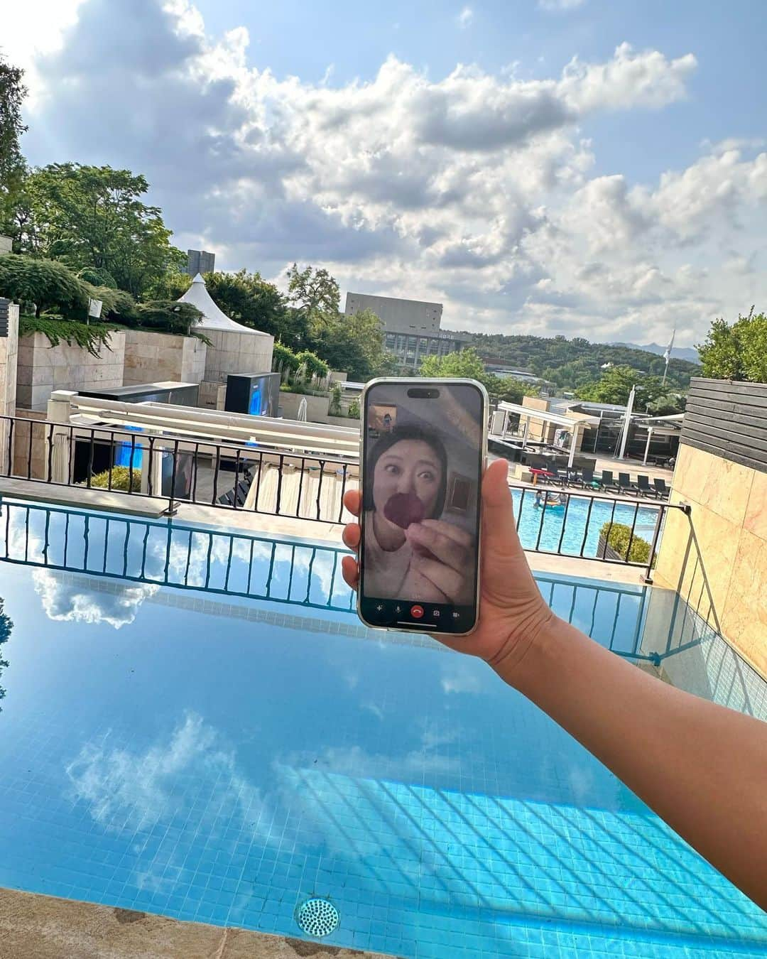 イ・ヒョニさんのインスタグラム写真 - (イ・ヒョニInstagram)「짧지만 강렬했던 겟어웨이😎🌴 내사랑 지혜언니와 혜정이💕」5月22日 17時47分 - lee.hyunyi