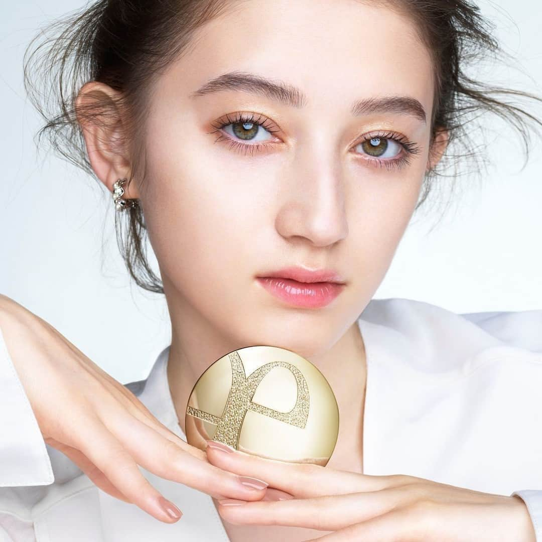 Elégance cosmeticsのインスタグラム