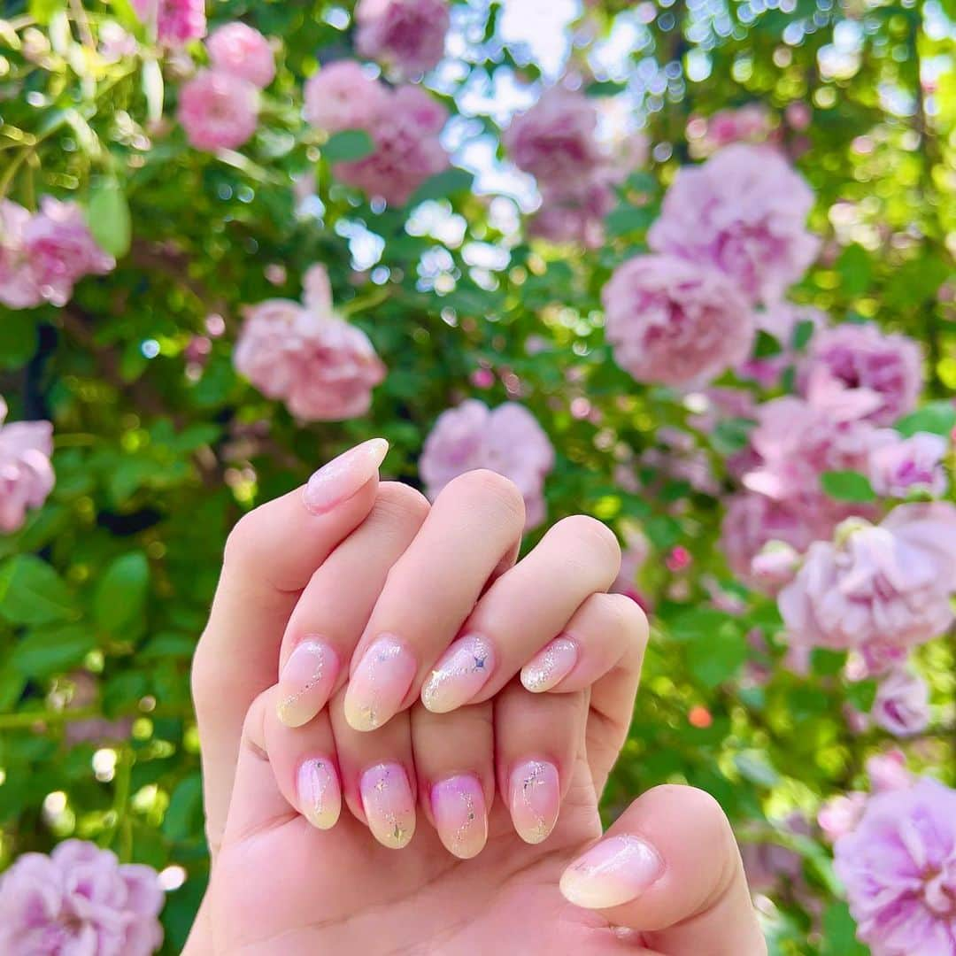 杉山佳那恵さんのインスタグラム写真 - (杉山佳那恵Instagram)「@miomio_0409  new nail💅💗  めっちゃ可愛いパステルカラーの グラデnailにしてもろたよ✨✨✨  @enluna.nail での時間が 楽しすぎていつもすぐ終わって切ない。笑  みおりんいつも可愛いnail ありがとうーっ😍✨✨✨  #nail#newnail#パステル#ネイル#enlunanail#原宿#みおりん」5月22日 18時08分 - kanaxxy_0421