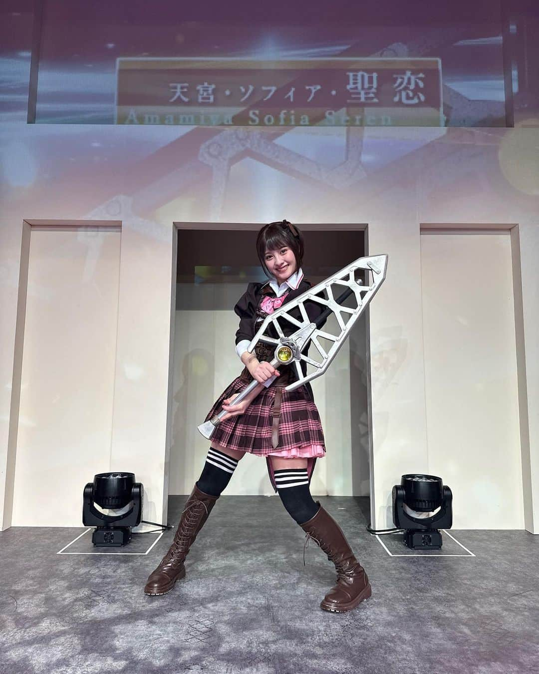 鵜川もえかのインスタグラム：「♡ #LilyProject 第一弾公演 アサルトリリィ× 私立ルドビコ女学院 「シュベスターの祈り」  全公演無事に終了致しました。  毎日満席でステージから見える景色がすごく綺麗でした。 本当に感謝です。この光景は忘れません。  取り急ぎ、、 有難う御座いました！！  天宮・ソフィア・聖恋役  鵜川もえか  #アサルトリリィ #ルド女」