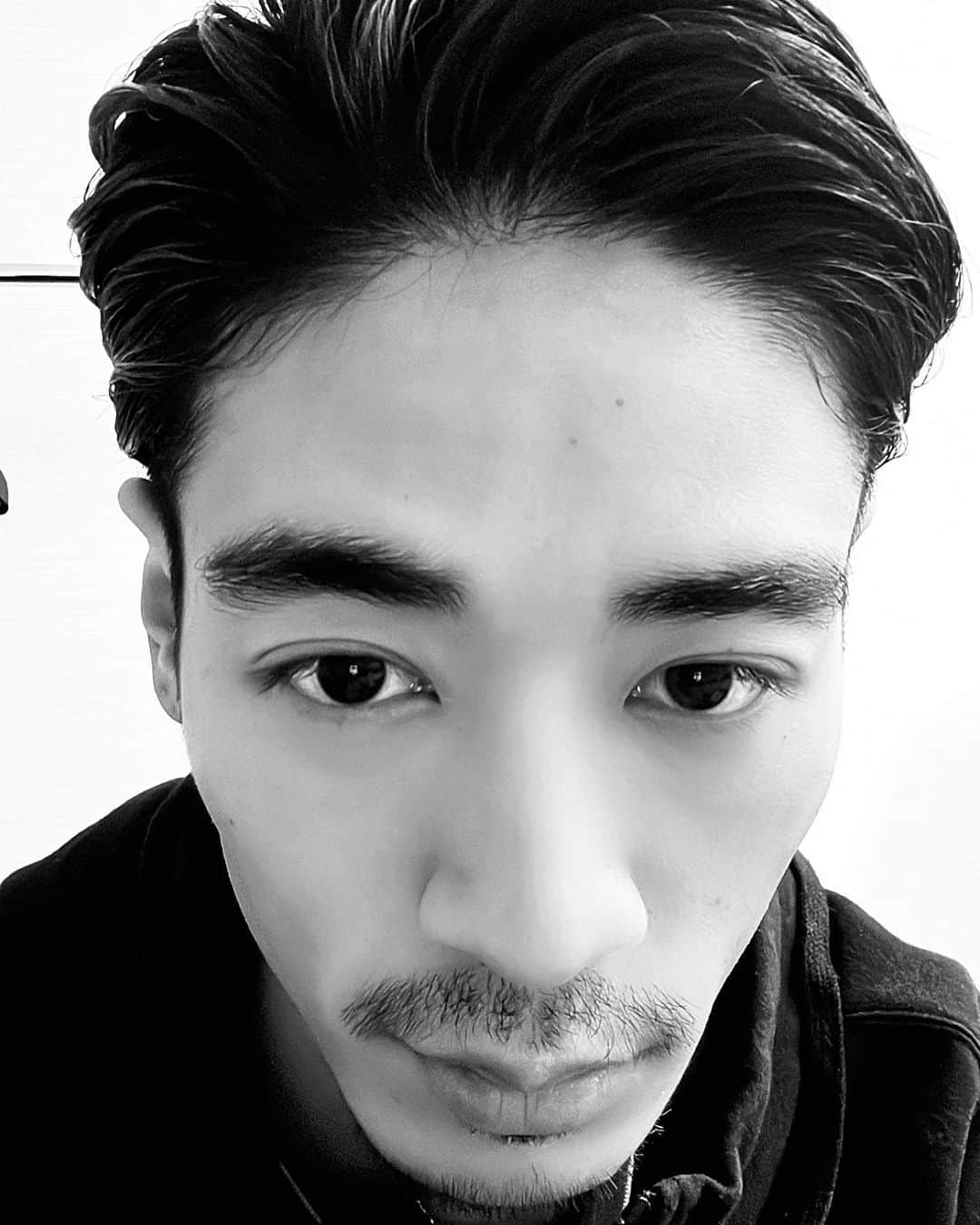 若林拓也のインスタグラム：「榮太郎、自撮り 「かしましめし」今夜第7話です。 見てねっ  @tx.kashimashi」