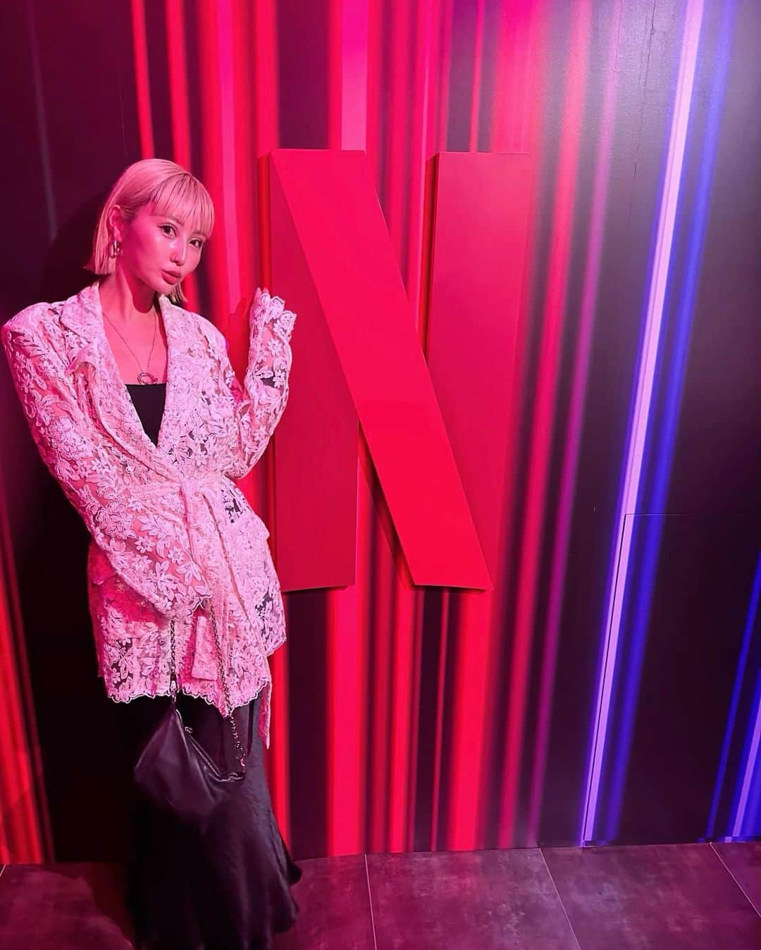 一条ありささんのインスタグラム写真 - (一条ありさInstagram)「Netflix opening party🎞🍸🎶 @netflix   「Only one Netflix」 ５月21日〜６月11日 Q PLAZA HARAJUKU  There is a booth where you can enjoy the world view of your favorite Netflix  #OnlyOnNetflix #oon2023 #party #netflix #ネットフリックス」5月22日 19時00分 - arisa_ichijou