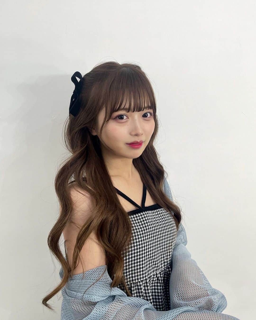 Kirariのインスタグラム：「お知らせ！  去年に引き続き、パシオスの オリジナルスタイル‘Api’のモデルをさせていただきます🎀  今回の新作は5/24(水)〜全国の店舗と オンラインストアのパシオスNetで販売されます！  オンラインストアでの販売は5/24 AM10:00〜です！  店舗に写真もあるので是非チェックしてね🐏  #パシオス #paseos #Api  @paseos_official @api_paseos_official」