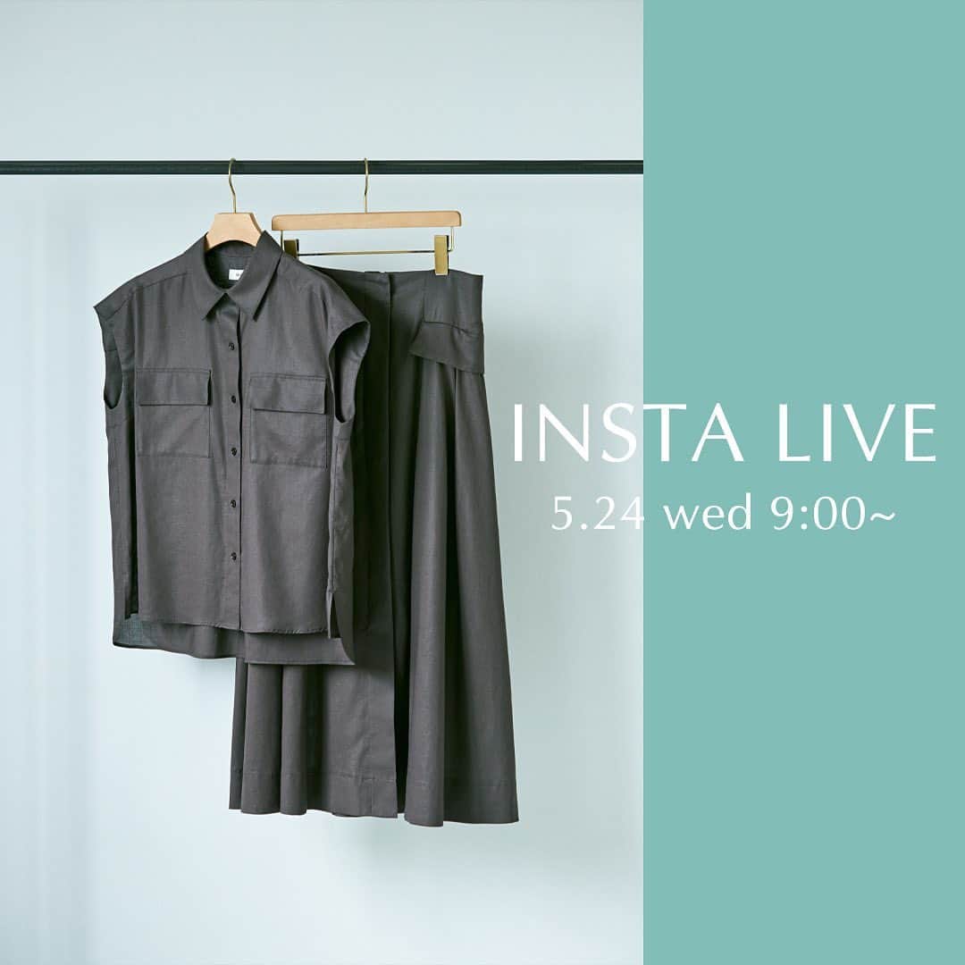 ロペのインスタグラム：「▶︎INSTA LIVE 5/24(水) 9:00〜 ⁡ エディター 三尋木奈保× ROPÉがいよいよ発売✨ 今から盛夏まで、無限に着回せる！ 「きれいめ派の万能ワードローブ」を 身長の異なるスタッフがご紹介します🌻 ⁡ ぜひ、ご視聴ください！ ⁡ J'aDoRe JUN ONLINEでご購入いただけます。 ⁡ ⁡ ⁡ @rope_jp @jadorejunonline #INSTALIVE #インスタライブ #三尋木奈保 氏 #三尋木さんコラボ #セットアップ #ボリューム袖 #Tシャツ #バレルパンツ #通勤コーデ #オフィスカジュアル #大人カジュアル #休日コーデ #夏コーデ #夏カラー #着回し #ロペ #ROPÉ #ropejp」