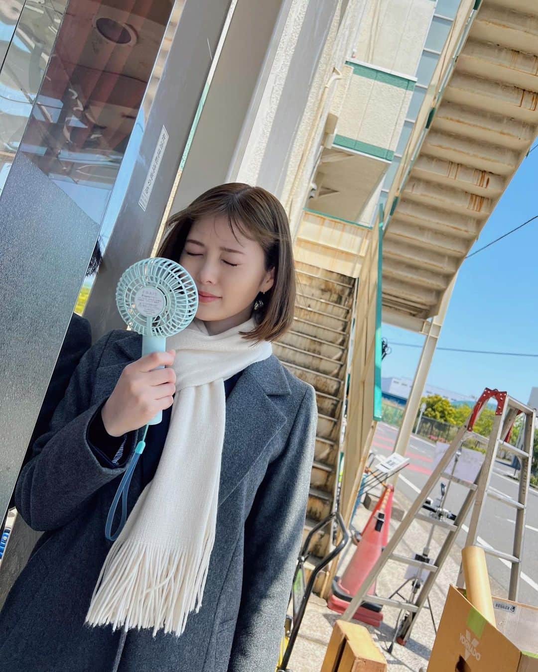 白石麻衣のインスタグラム：「『風間公親－教場0－』 今夜9時から第７話 鐘羅路子役で出演しております。  独特の感性や女の勘のようなものを持っている路子 たまに出る、口癖にも注目してみて下さい⭐️  よろしくお願いいたします！  @kazamakyojo  #風間公親 #教場０ #写真は暑いのか寒いのか」