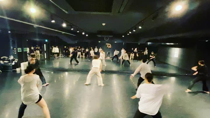 黒須洋壬のインスタグラム：「黒須洋嗣JAZZ CLASS 2023.May.22nd @danceworks_jpn  @xross   #いきていたんだよな  #あいみょん  #jazzdance  #dance #tokyo  #japan」