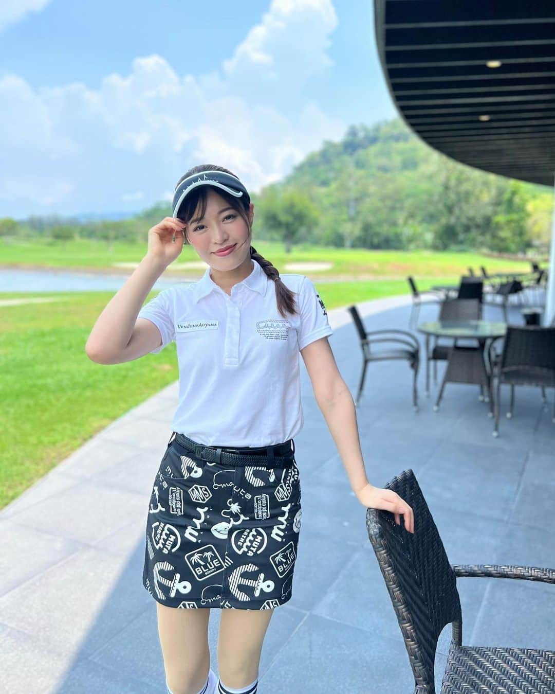 高橋としみのインスタグラム：「フィリピンで初ゴルフ⛳️   ウェア全身　@muta__official  ゴルフ場は　@sigc_subicgolf   たくさん写真撮ったのでまたレポします✨✨  #ゴルフ#ゴルフ女子 #golf#ゴルフウェアレディース #フィリピンゴルフ#ゴルフウェア #フィリピン#🇵🇭」