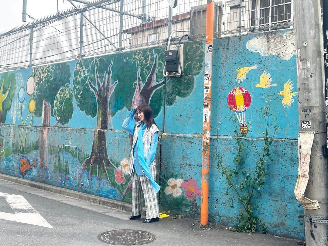 逢田梨香子のインスタグラム：「中野サンプラザ音楽祭までもう2週間切りましたね🎗 約1年ぶりのワンマンライブ！！  現在チケット一般発売中ですので是非遊びにきてね🎊  #中野サンプラザ音楽祭」
