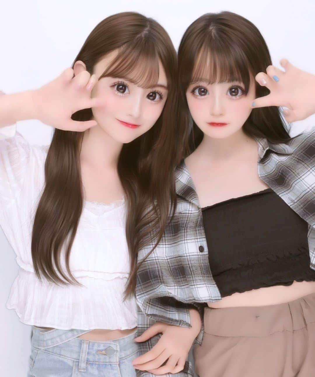 近藤藍月のインスタグラム：「ゆずとー🖤 ほーんと最近暑すぎてもう夏だねー^_^🌺 ︎ ︎︎︎︎︎ ︎ ︎︎︎︎︎ #ニコラ#nicola#ニコモ#近藤藍月#足川結珠」