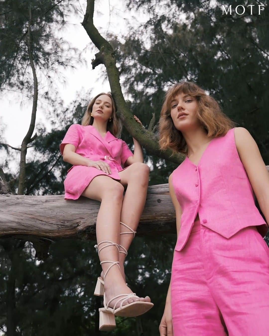 SHEINのインスタグラム：「The City Chic | Nature Collection by MOTF embraces pure silk and natural linen for elegant and versatile pieces that keep you cool, comfortable, and chic at all times. @motf_official   #MOTFmeetsnature」