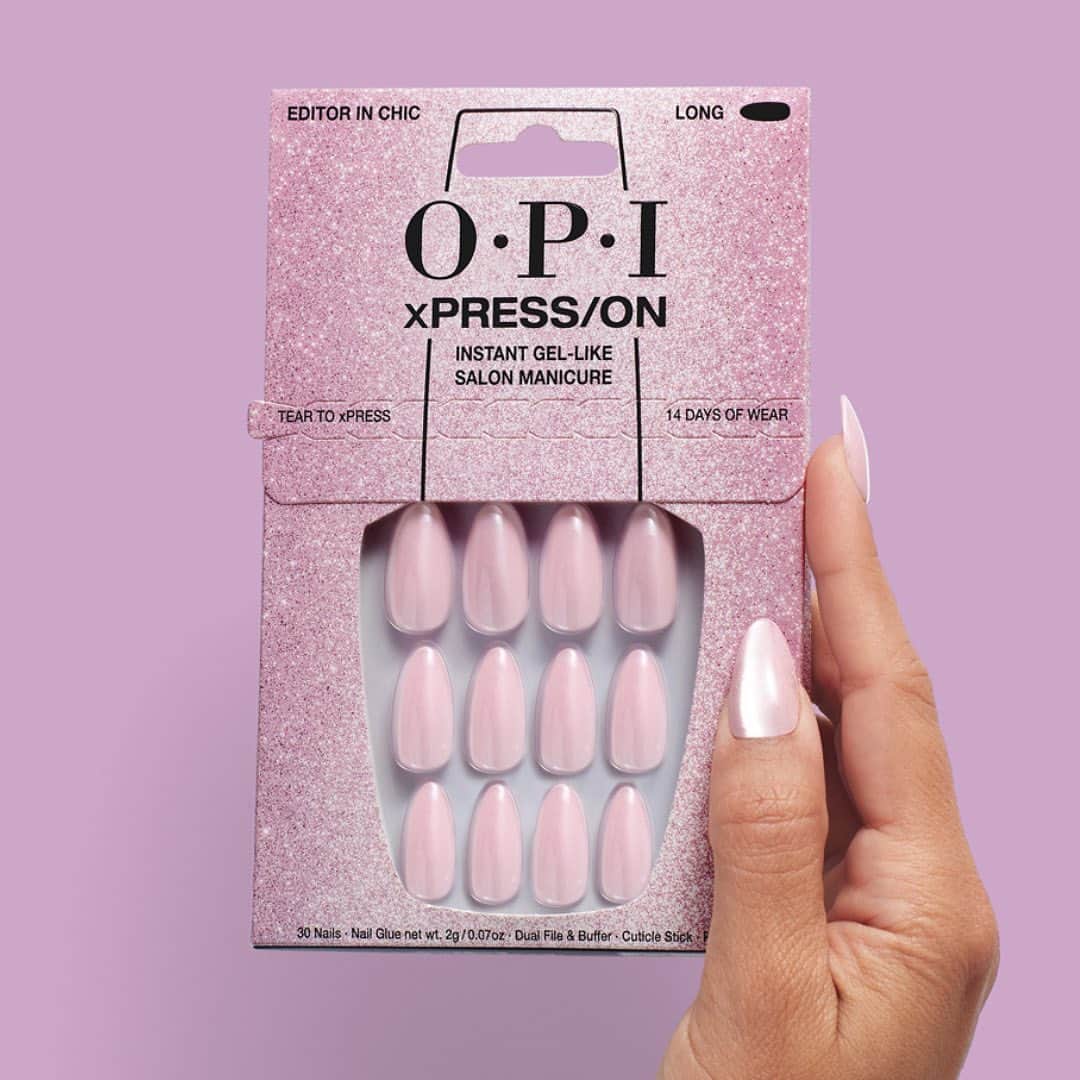OPIさんのインスタグラム写真 - (OPIInstagram)「It’s the ✨sparkle✨ for us!  #OPIxPRESSION now offers 3 velvet press-on nails that shift with every angle. Drop an emoji that matches your fave!  🥿 Glass Slipper  ✨Trailglazer 💖 Editor in Chic     #OPI #PressOns #PressOnNails」5月23日 6時09分 - opi