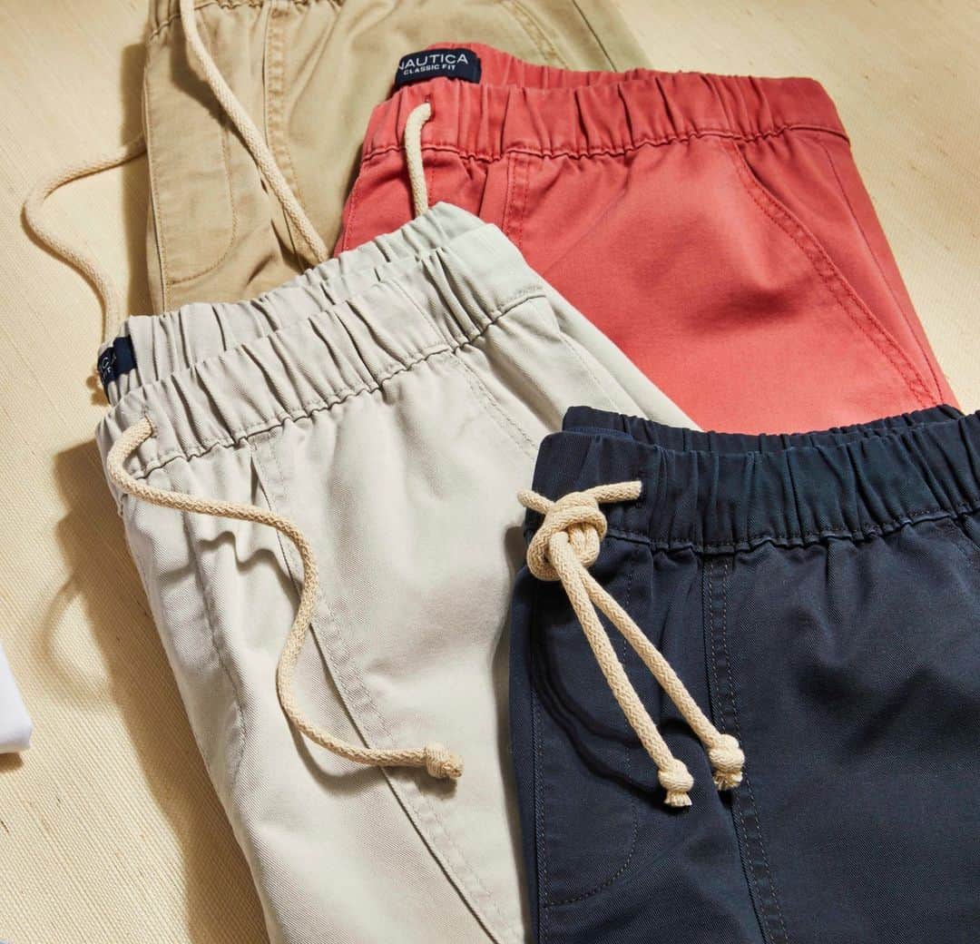 ノーティカさんのインスタグラム写真 - (ノーティカInstagram)「Consider Father’s Day sorted with these Pull-On Boardwalk Shorts that come in a variety of colors.」5月23日 6時38分 - nautica
