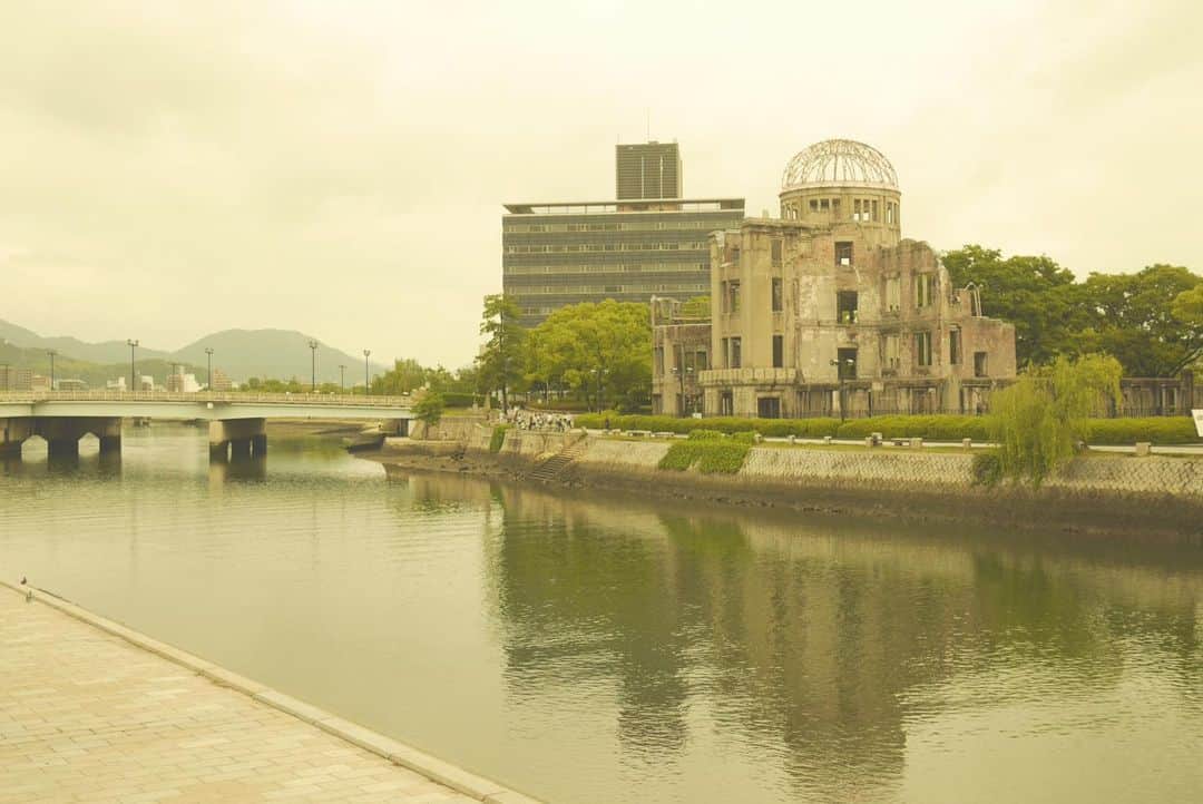 上原泰子のインスタグラム：「▽ 2016年に行っていました🚶 . . ここ数日ニュースでたくさん見たので📺 . #広島#G7#原爆ドーム」