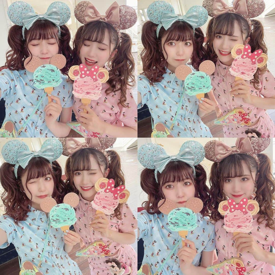 たんりいさんのインスタグラム写真 - (たんりいInstagram)「. . かなちゃん( @kalnnas2 )と再び ピンクとライトブルー双子っ🩷🩵  @moussy_dscm でこの服見つけた 瞬間かなちゃんに連絡した！！！🥺💕 これはかわいすぎるでしょーーっ💖💖  たくさん写真あるからまた載せよっ🫶  #ディズニーコーデ #双子コーデ #ミッキーコーデ #ミニーコーデ #ライブコーデ #ディズニーシー #かなりい #disneysea #disneycode」5月22日 23時11分 - tanrii97