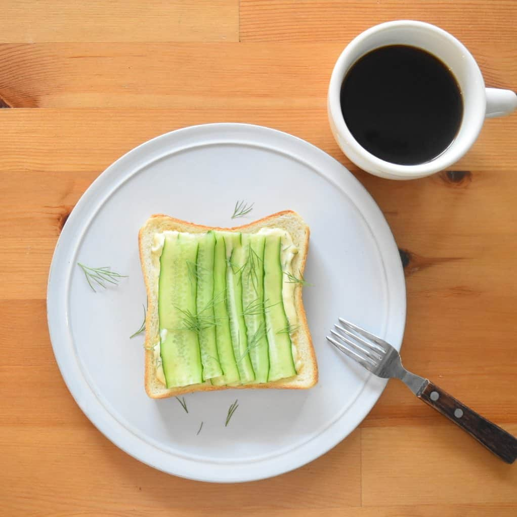 山崎佳のインスタグラム：「Today’s breakfast.」