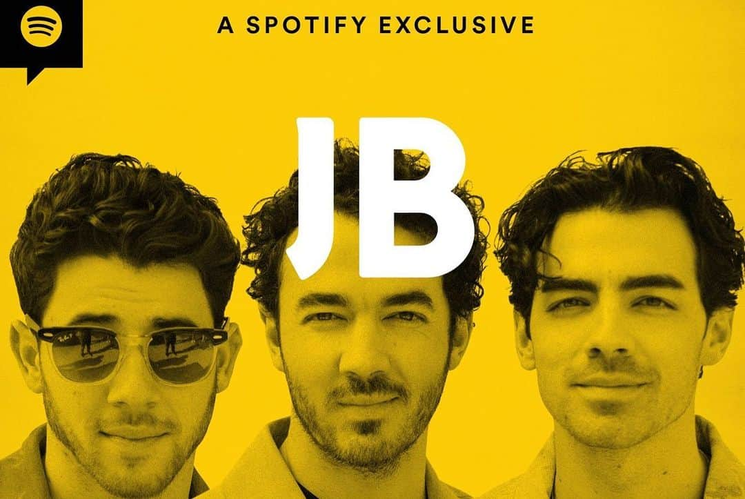 ダックス・シェパードさんのインスタグラム写真 - (ダックス・シェパードInstagram)「Please help me lift this new, unknown trio out of obscurity: they call themselves the @jonasbrothers and I think they really have a shot!!! They’re hyper- talented and cute as the day is long. Let’s hear for the Boys!!! Jonas Brothers: @jonasbrothers Nick Jonas: @nickjonas Joe Jonas: @joejonas Kevin Jonas: @kevinjonas @spotifypodcasts @armchairexppod」5月22日 23時35分 - daxshepard