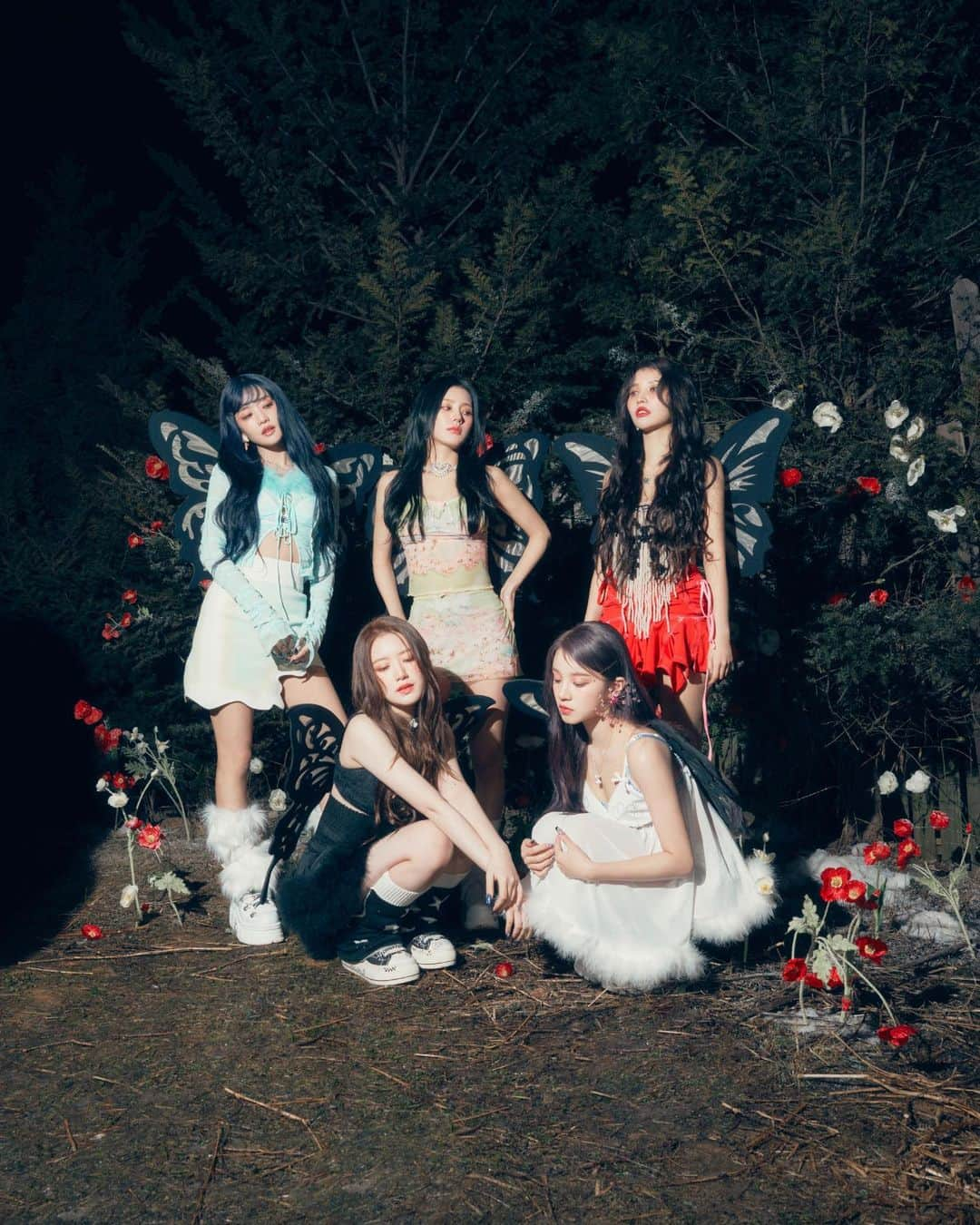 (G)I-DLEさんのインスタグラム写真 - ((G)I-DLEInstagram)「the ~ #QueencardChallenge ~ is waiting!! press play on #GIDLE’s “Queencard” & join the challenge on #YouTubeShorts」5月22日 23時41分 - official_g_i_dle