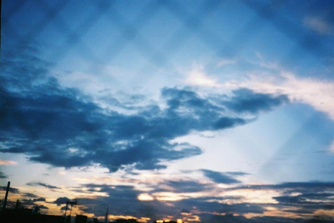 麻絵さんのインスタグラム写真 - (麻絵Instagram)「またあした。  #麻絵カメラ #フィルムカメラ」5月22日 23時56分 - asaesan