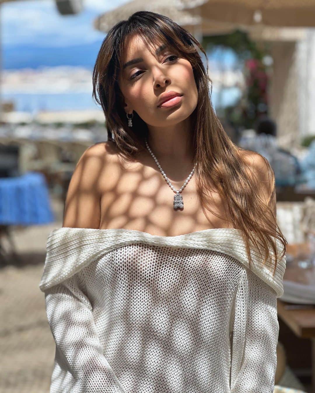 sananasのインスタグラム：「Petite bulle paisible dans cette folie Cannes⏳ ps : je suis toujours sur la vidéo mode 😅elle me prend plus de que prevu sorry ! Je vous tiens au courant de la mise en ligne en Story 😘  #gueritecannes  #laguerite  #Cannes #cannesfilmfestival」