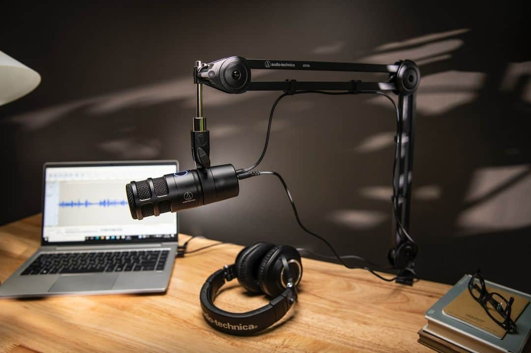 Audio-Technica USAさんのインスタグラム写真 - (Audio-Technica USAInstagram)「#ICYMI: We added the new AT2040USB microphone to our collection of content-friendly gear! With features such as plug-and-play functionality, and a highly directional pickup pattern, this microphone is ideal for all your content creation needs. Learn more at the link in our bio!⁠ .⁠ .⁠ .⁠ #AudioTechnica #ContentCreation #ContentGear #Microphone #NewProduct」5月23日 0時01分 - audiotechnicausa