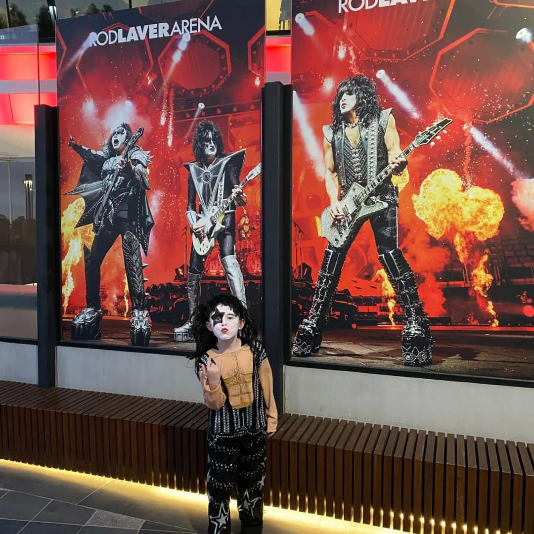 KISSさんのインスタグラム写真 - (KISSInstagram)「#KISSKids rock the #EndOfTheRoadTour! YOU make us PROUD! We Are One!   Keep the photos coming! KISSONLINE.com/Letters」5月23日 0時06分 - kissonline