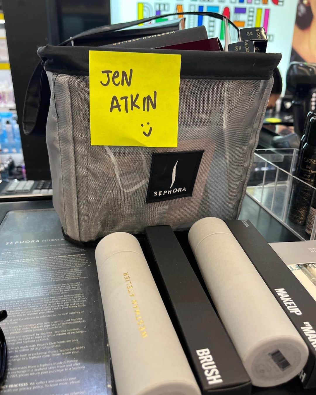 JEN ATKINさんのインスタグラム写真 - (JEN ATKINInstagram)「This week my 🥅 is to focus on gratitude and have a fun moment DAILY amongst the hectic-ness. Taking suggestions ⤵️ for the fun part…」5月23日 0時14分 - jenatkinhair