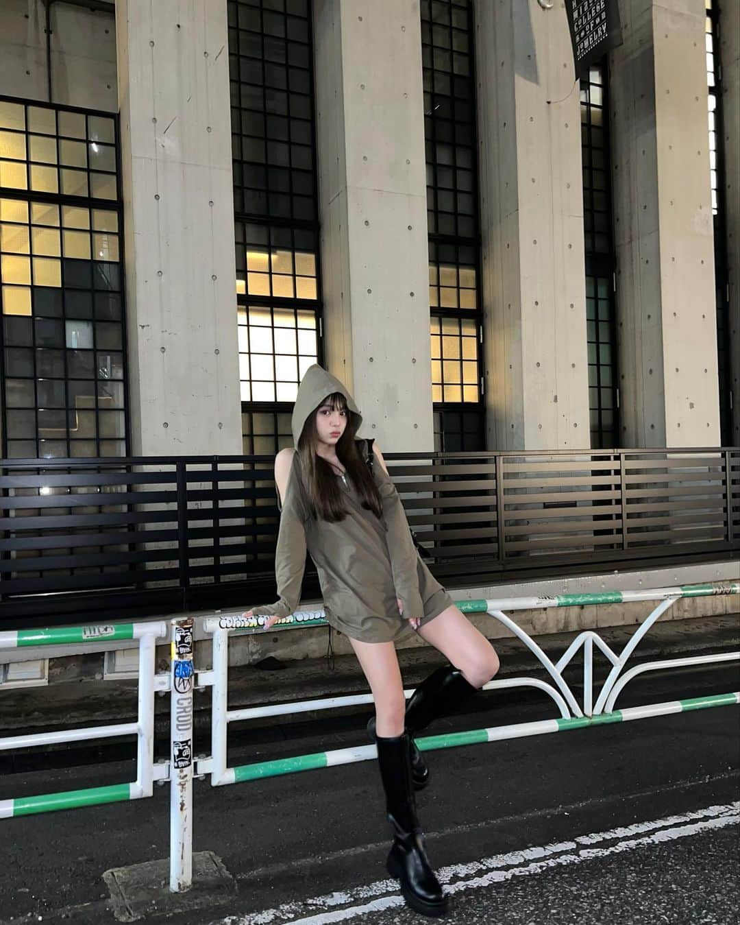 吉木千沙都（ちぃぽぽ）のインスタグラム：「最近あったかいからアウターなし生活できて嬉しい💞💞💞 自分で作っておきながらえ？なに？可愛いじゃんこのワンピース🥹ってなってる🫶🏻🫶🏻🫶🏻」