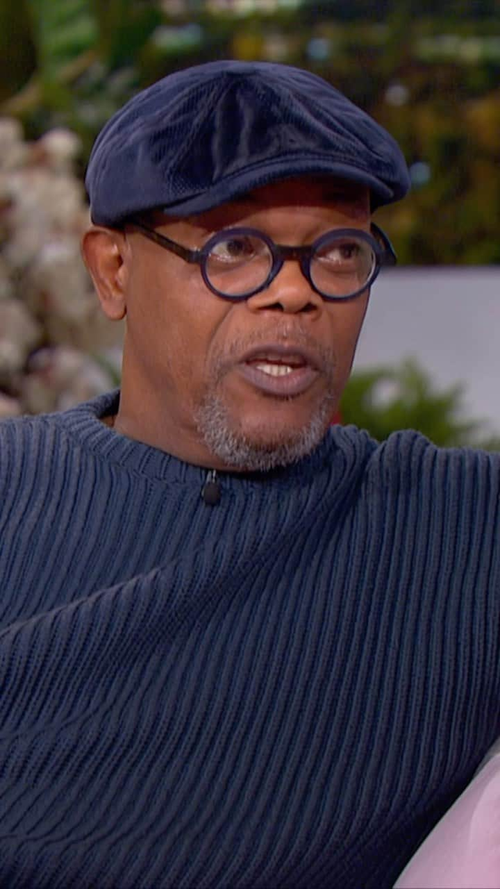 サミュエル・L・ジャクソンのインスタグラム：「@samuelljackson shares the craziest thing he’s ever done for a movie!」