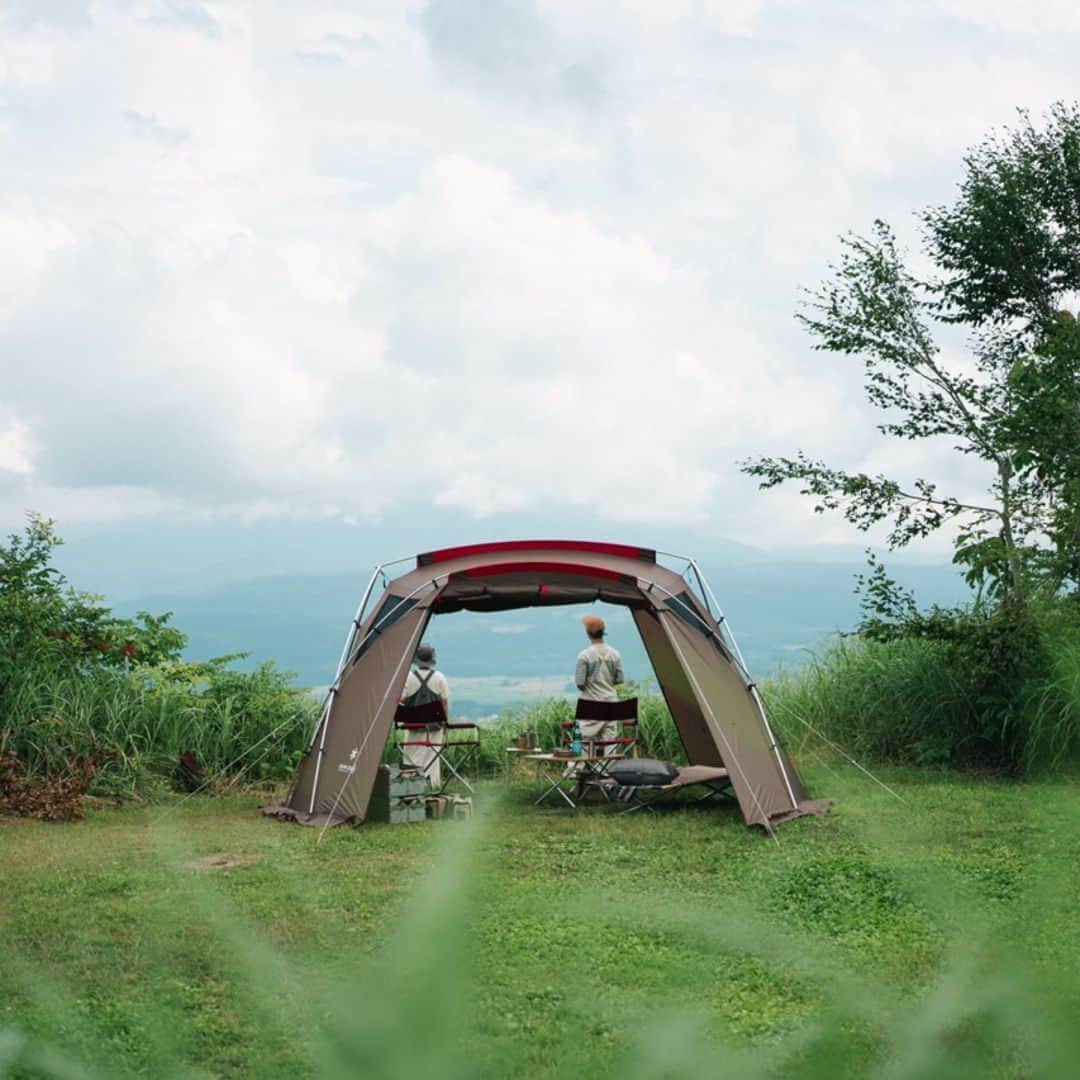 のインスタグラム：「The first long weekend of summer is nearly here, and it's time to embrace outdoor living! Create a comfortable and elevated campsite with our Japanese-designed tents, tarps & shelters.」