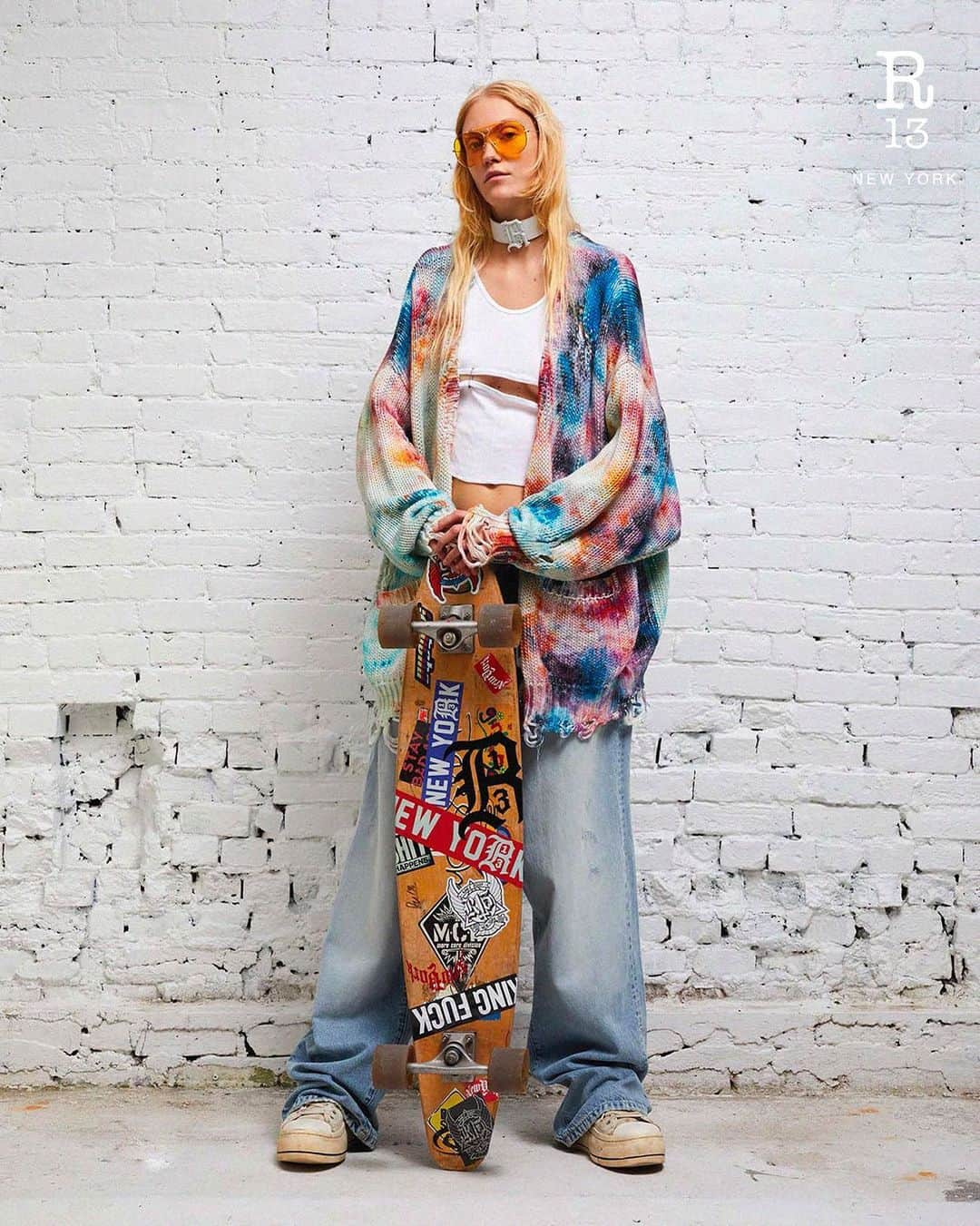 アールサーティーンのインスタグラム：「Printed Tie-Dye from the Spring/Summer collection is a vibrant mess of colors, a controlled chaos emblematic of skate culture.  Available at r13.com and our flagship at 34 Howard Street, NY.  #r13 #r13denim #skate #cardigan #tiedye」