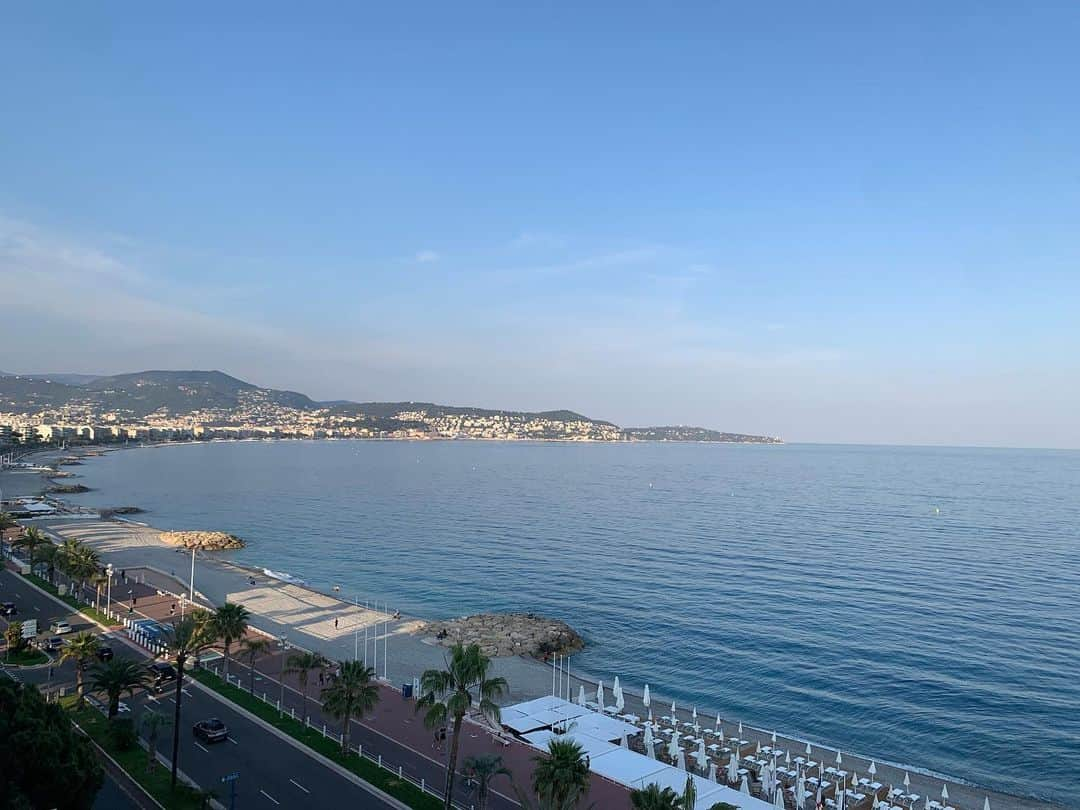 アビー・リー・ミラーさんのインスタグラム写真 - (アビー・リー・ミラーInstagram)「Made it! I’m in the South of France! If you’re here too DM me! #cannes #cannesfilmfestival #filmfestival #Nice  #Montecarlo #dance #abbyleedancecompany #abbyleemiller #abbylee #abby #la #aldcla #aldcalways #dancemoms #season9」5月23日 2時39分 - therealabbylee